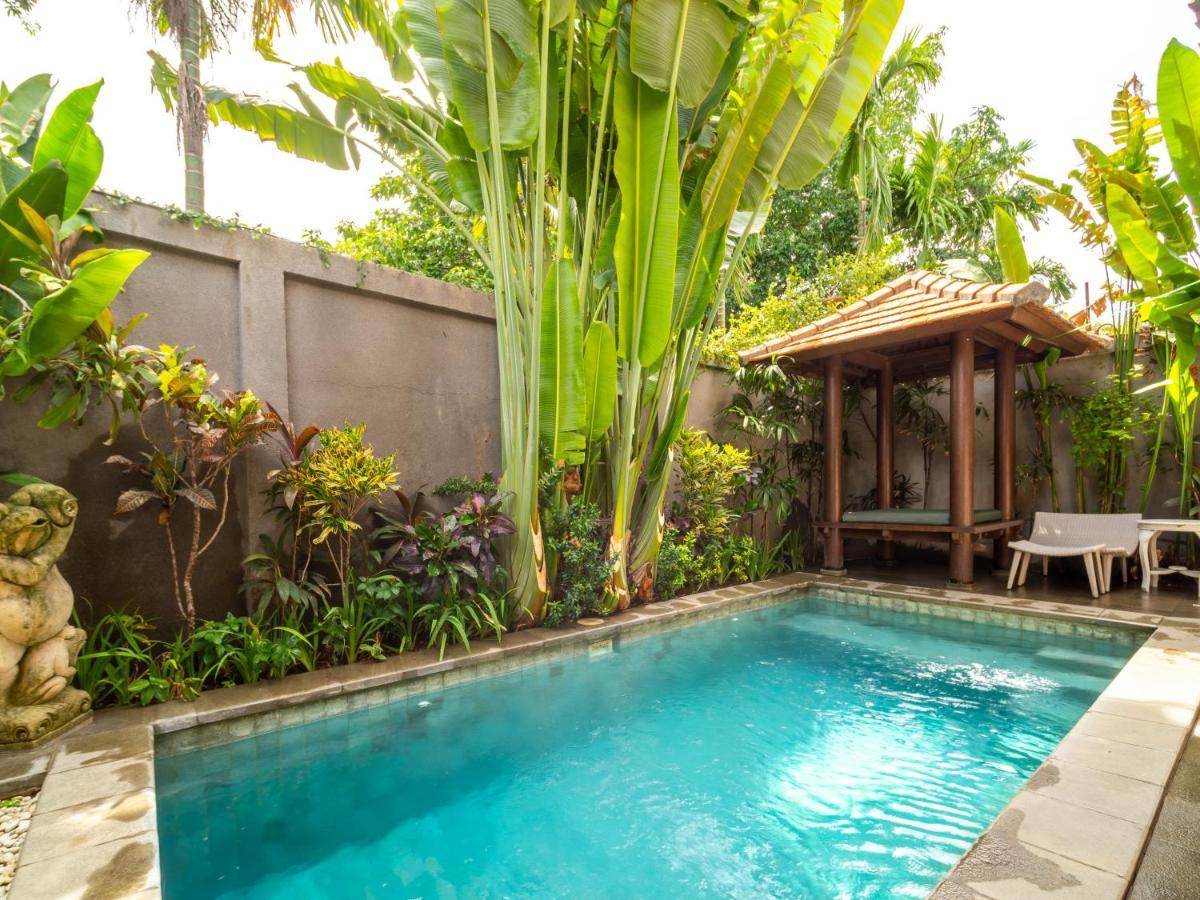 Villa Enjoying Life Near Bintang Supermarket